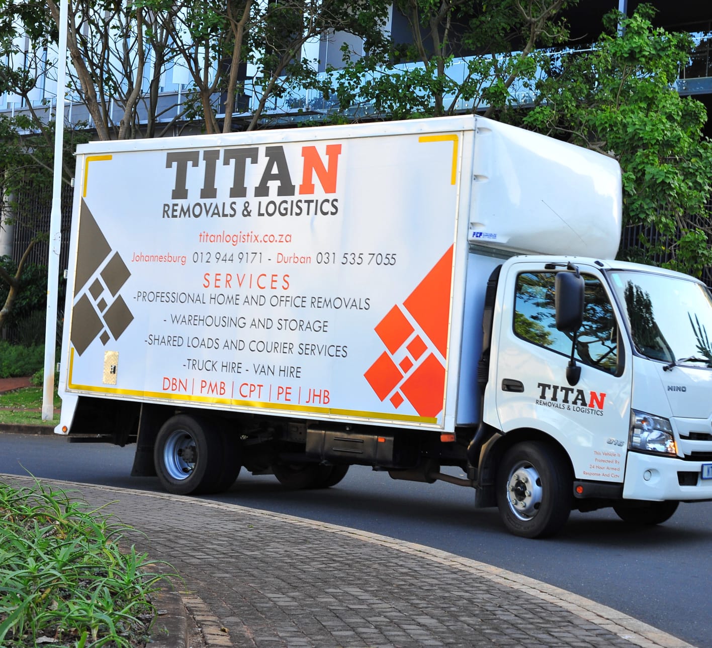 Professional moving truck